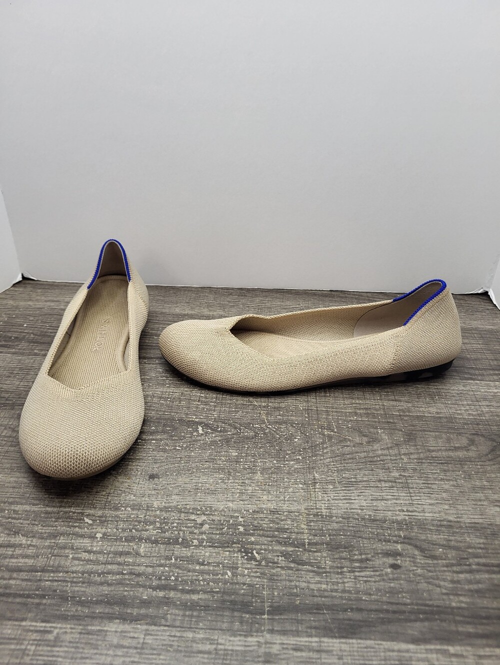 Rothys Flats Ballet Loafers Shoes Cream Beige Slip On Breathable Women's Size 8